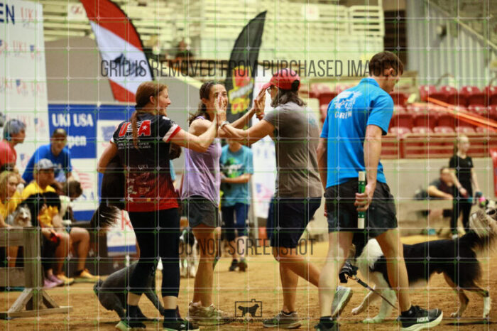 USO_Sun_TeamRelay_25112310_LB0610